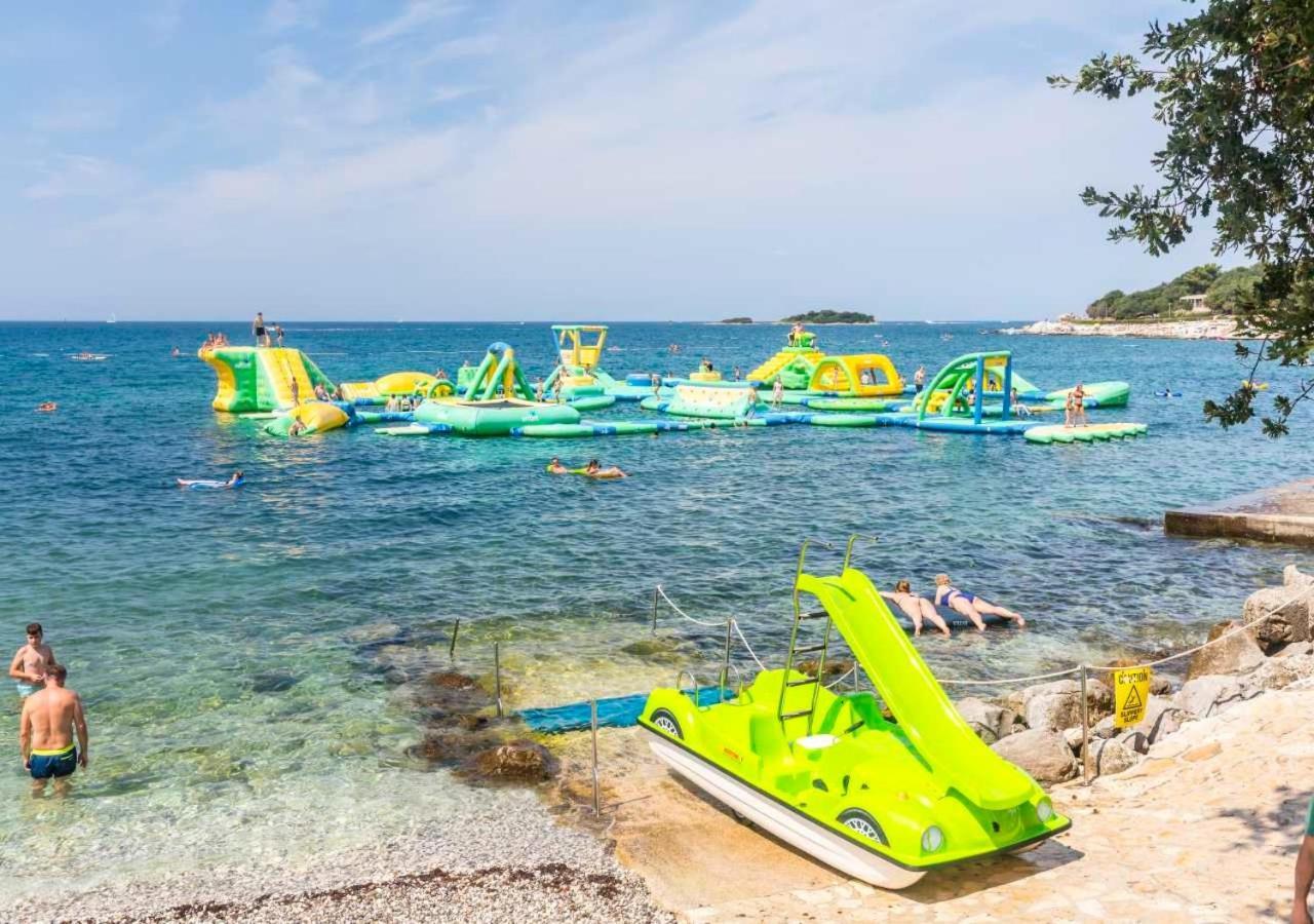 Camping Bijela Uvala - Eurocamp I Homair โปเรช ภายนอก รูปภาพ